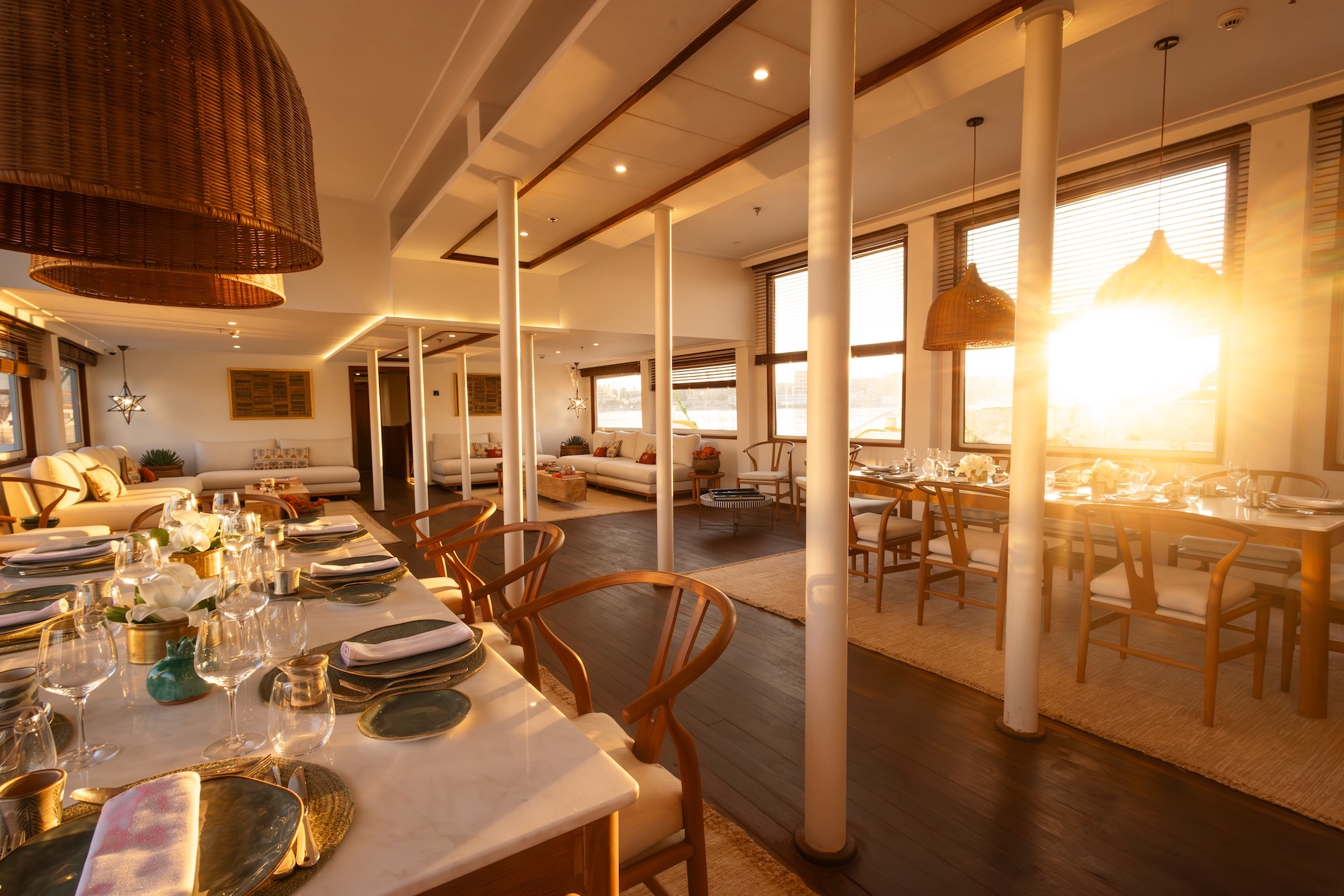 Dining on the Nile