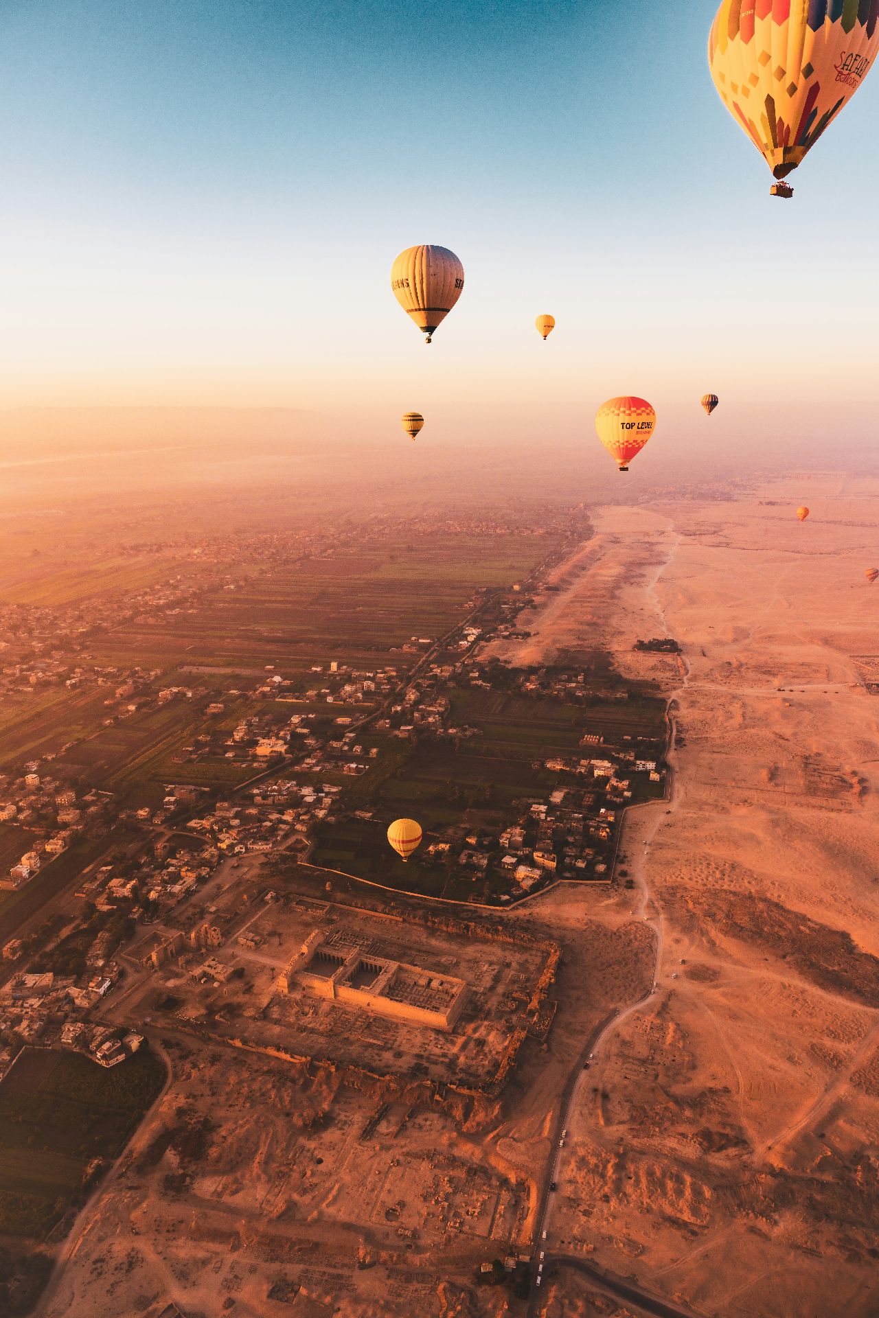 Hot-air balloon over the Theban necropolis
